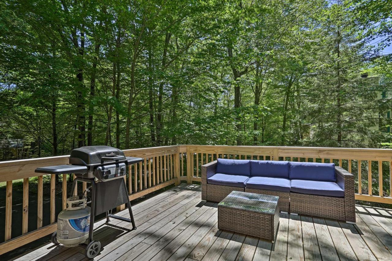 Bear Den Rustic Pocono Lake Home With Game Room! Екстериор снимка