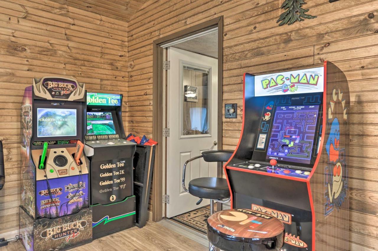 Bear Den Rustic Pocono Lake Home With Game Room! Екстериор снимка